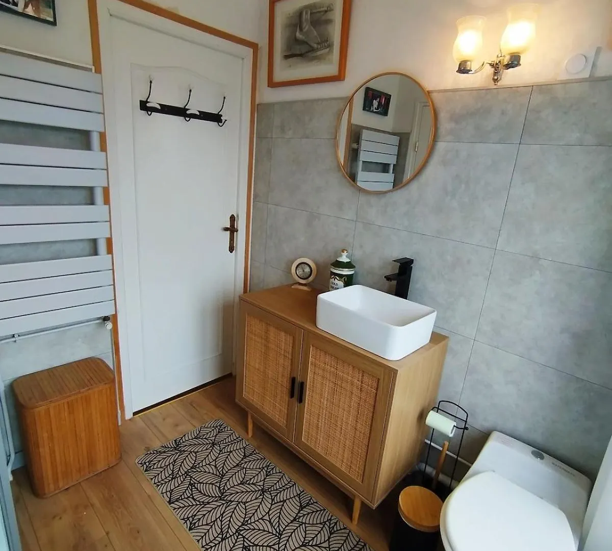 Holiday home House Between Cancale And Mont Saint-Michel Le Vivier-sur-Mer