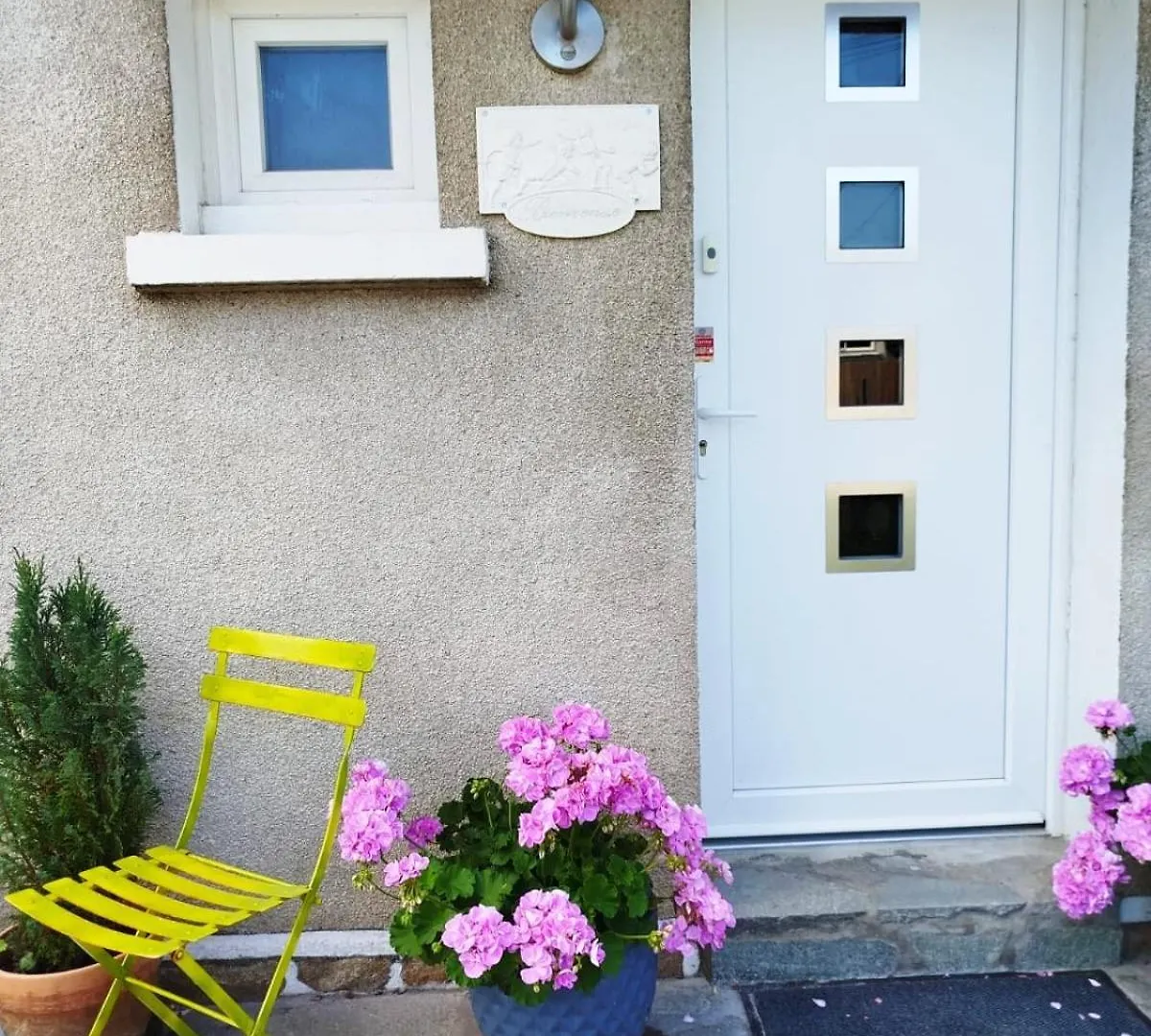 House Between Cancale And Mont Saint-Michel Le Vivier-sur-Mer 0*,  France
